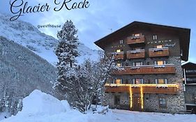 Glacier Rock Guesthouse
